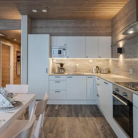 Ski-inn Kultakero Апарт-отель Пухатунтури