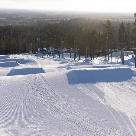 Ski-inn Kultakero מלון דירות 4*