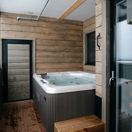Ski-inn Kultakero Апарт-отель *